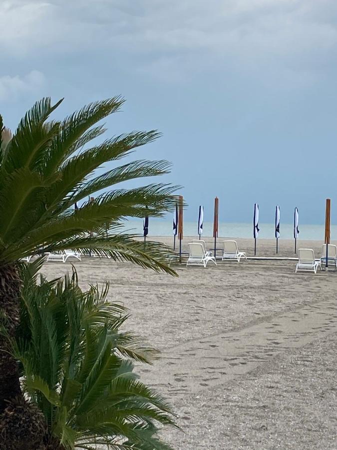 Lira Beach Studio Mamaia Exterior foto